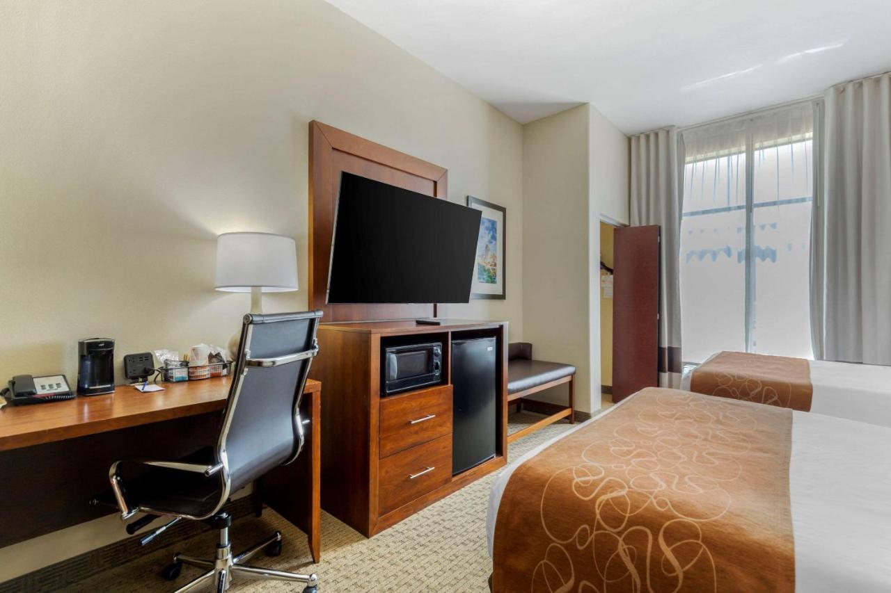 คอมฟอร์ต สวีท ฟลูเกอร์วิลล์ - ออสติน นอร์ท Hotel ภายนอก รูปภาพ